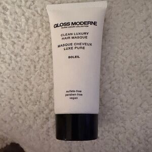 GLOSS MODERNE
Clean Luxury Hair Masque in Soleil
Deluxe Mini